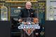 Giants GM Brian Sabean addresses the crowd following the Giants' victory parade.