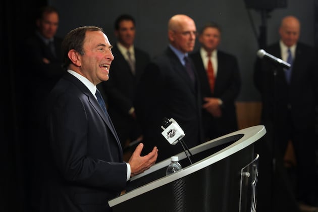 Bettman Ridiculed at A.C. Benefit Game
