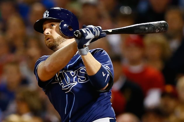 Free Agent Infielder Keppinger Suffers Broken Fibula in Fall at Home