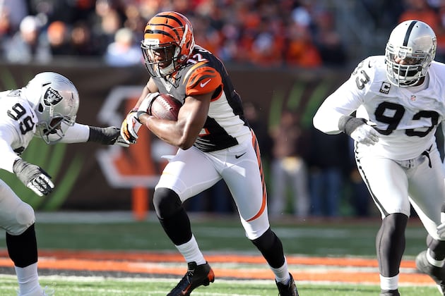 Mohamed Sanu Blooms Late, Gives Bengals Hope for AFC Wild Card