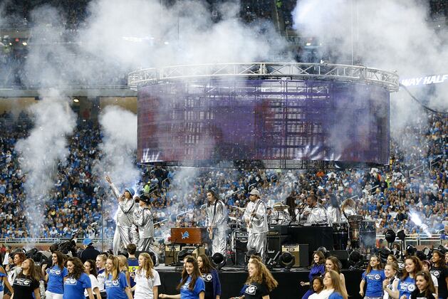 Detroit Lions Offseason: Blowing Up the Defense Is the Only Option