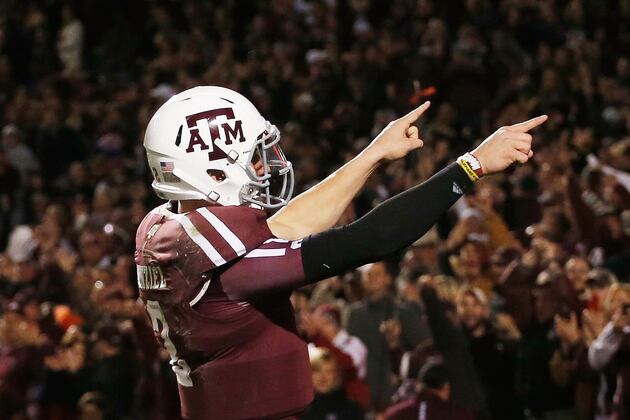 Seals-Jones Hangs with Heisman Hopeful