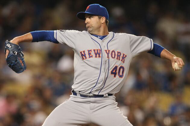 Mets Sign Pitcher Tim Byrdak, Trade for Infielder Brandon Hicks