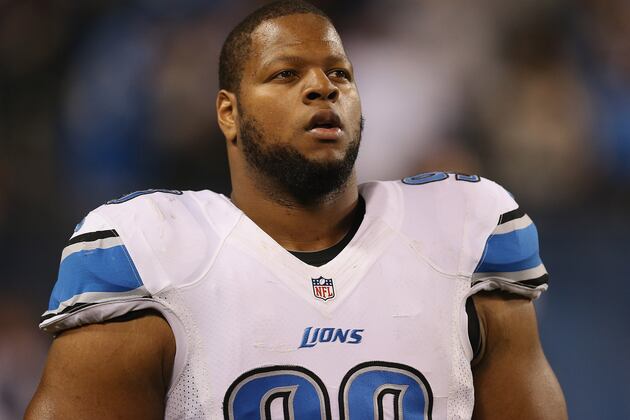 Lions' Ndamukong Suh Fined $30,000; Calls Thanksgiving Kick 'a Crazy Play'