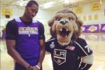 Dwight Howard Loses Shooting Contest to Kings' Mascot