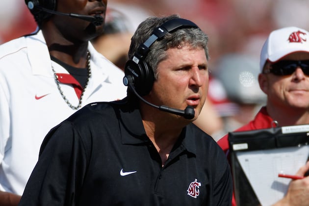 Leach Says He Is Returning to Washington State