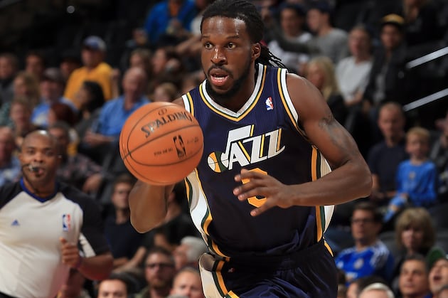 Jazz Beat Hornets 96-84
