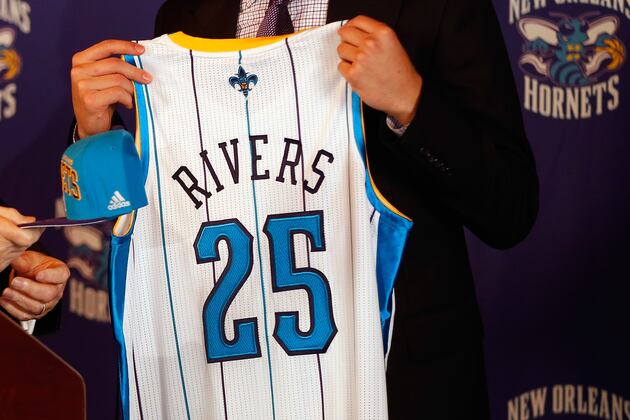 No Official Change of New Orleans Hornets' Colors Yet Despite Spoken Preference