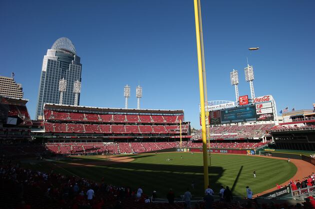Reds Mourn Loss of Utilityman Stewart