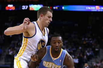 David Lee is almost single-handedly keeping the Warriors in the game.