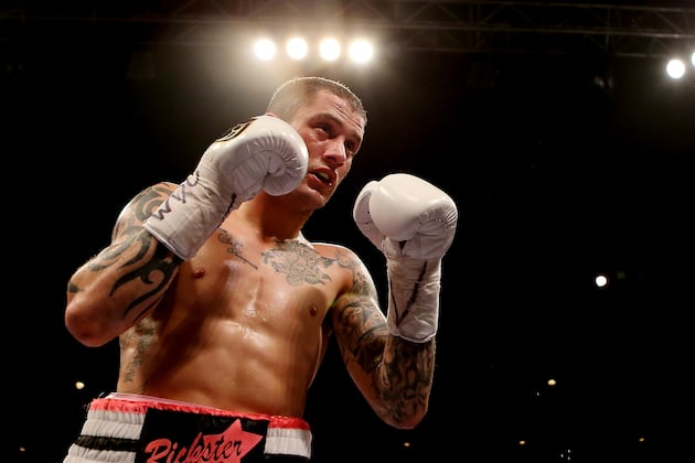 Lightweight Titlist Burns Now to Face Ocampo