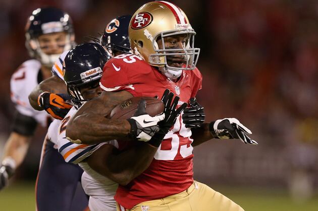 Three Vets Provide Assistance to Sign Bowman