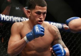 Anthony_pettis_crop_650x440-566x383_crop_north