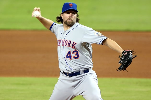 Report: The Mets Have Increased Their Offer to R.A. Dickey