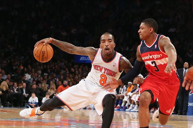 Knicks Keep Rolling, Stay Unbeaten on Home Court