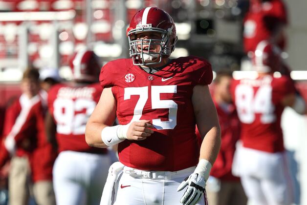 Alabama Center Barrett Jones Plays Through Foot Injury
