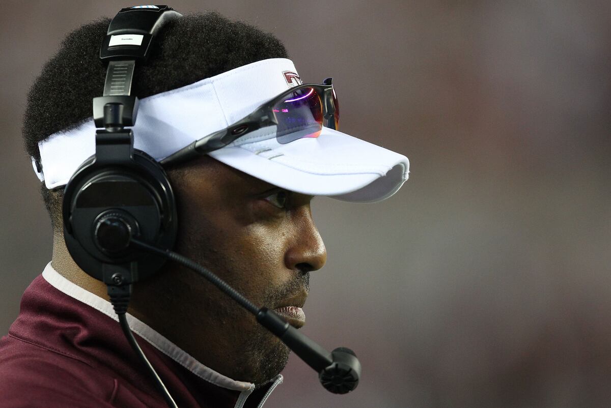 Bubbles Cash Cotton Bowl : A newspaper ad featuring exotic dancer