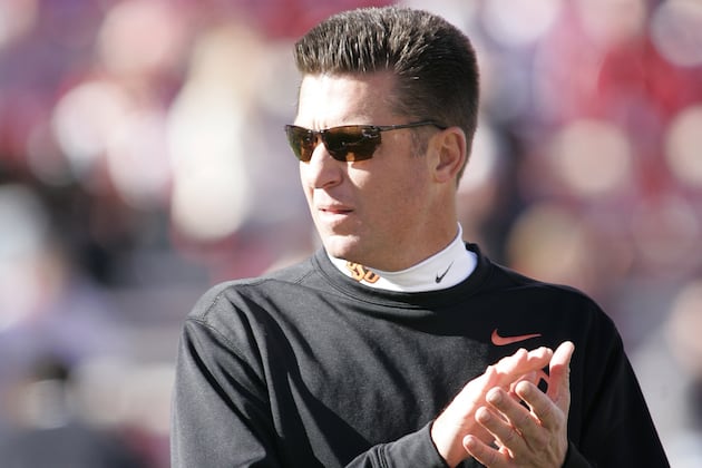 Tennessee's Coaching Search Turns to Oklahoma State's Mike Gundy