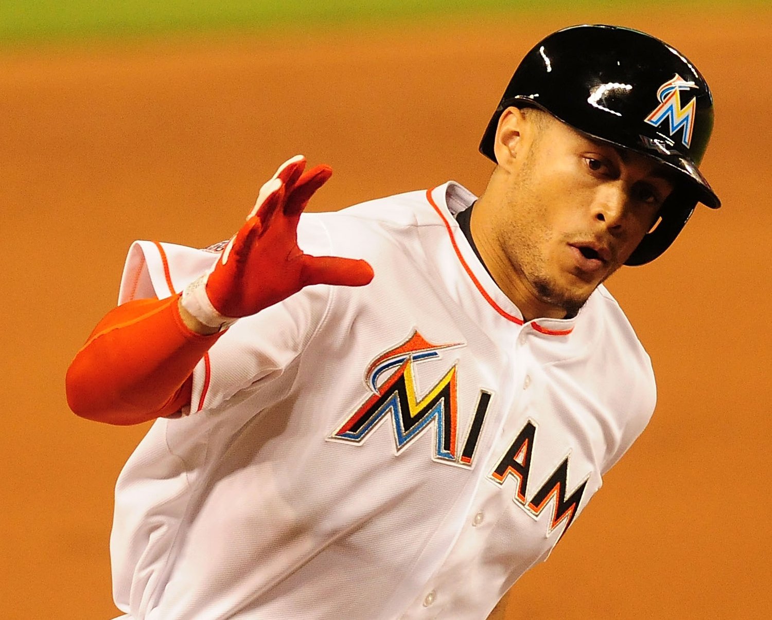 MLB Teams That Need Uniform or Logo Changes | Bleacher Report