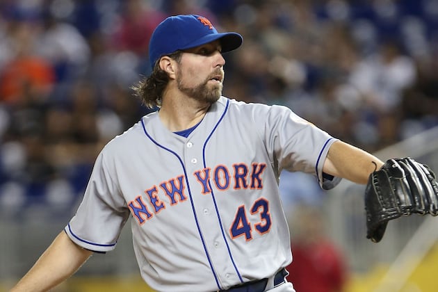 Source: Red Sox, 7 Others Eyeing Mets' Dickey