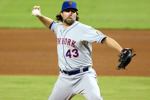 Debate: Should the Mets Trade R.A. Dickey?