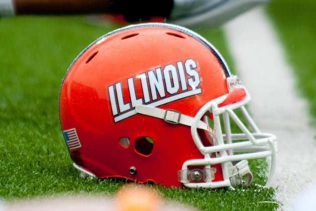 Former Illinois Football Player Todd Searcy Tells of Being Gay