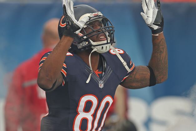 Earl Bennett Status for Sunday in Doubt After Concussion