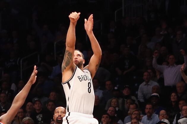 Williams Finds His Jump Shot