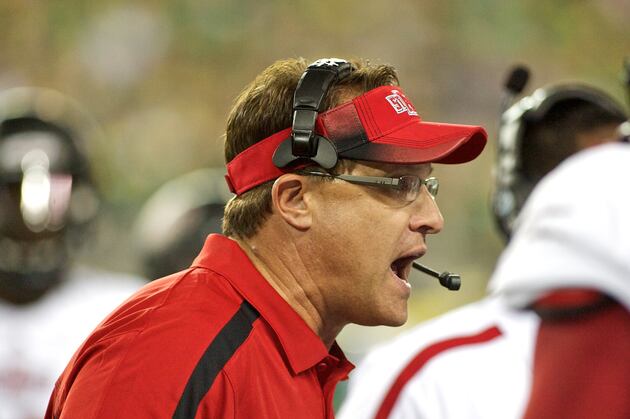 Auburn's Gus Malzahn Fires Chizik's Assistants; Will Build New Staff