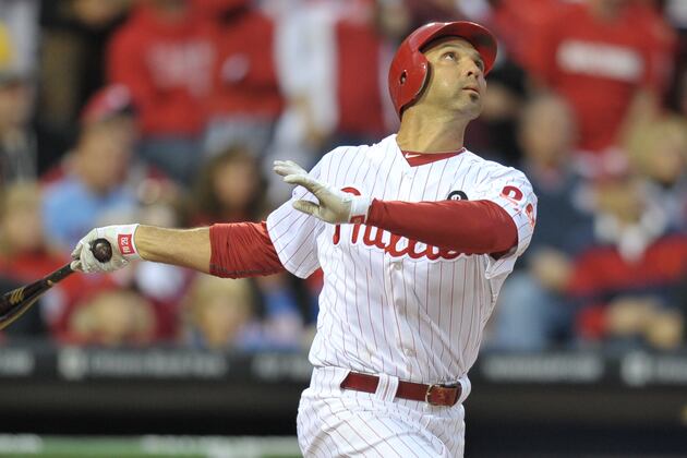 Mariners, Phillies Weigh Raul Ibanez Return