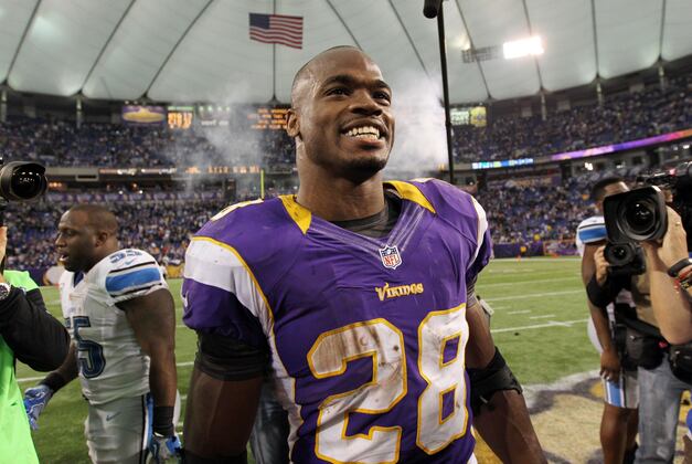 Adrian Peterson, Not Peyton Manning, Deserves Comeback Player of the Year Award
