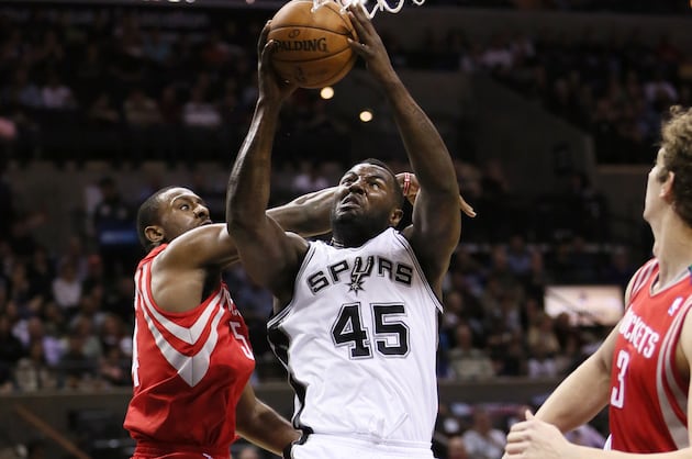 Rockets' Youth Exposed Against Veteran Spurs