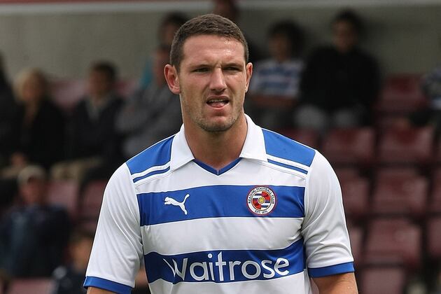 Reading's Sean Morrison Leaves Southampton Game on Crutches