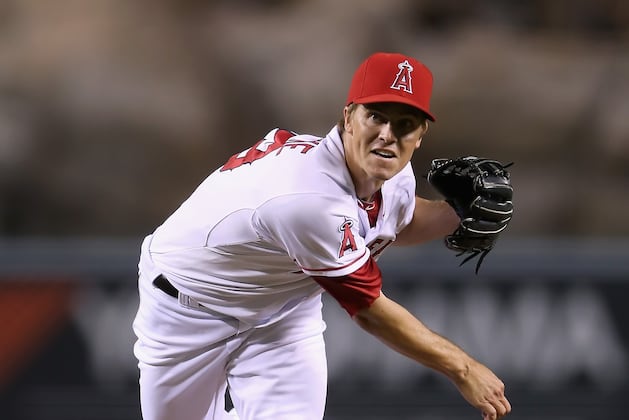 Report: Dodgers Close to Signing Zack Greinke