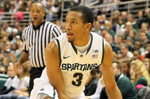 Versatile Kearney Fits into Michigan State's Rotation Despite Shooting Woes