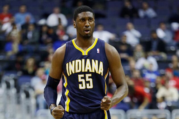 Hibbert Expects to Live Up to $58M Deal, Surpass Howard as Top Center