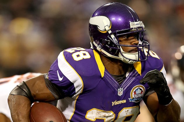 Peterson Continues Push Toward 2,000 Yards