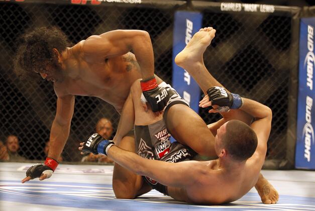 UFC on Fox 5 Results: Henderson Is a Great Round Fighter, but Not a Great Champ