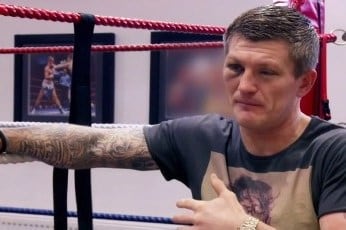 Hatton Shocked at Pacquiao's Knockout Loss to Marquez