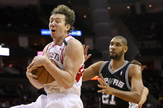 Rockets' Asik Receives Warning for Violating NBA's Anti-Flopping Policy