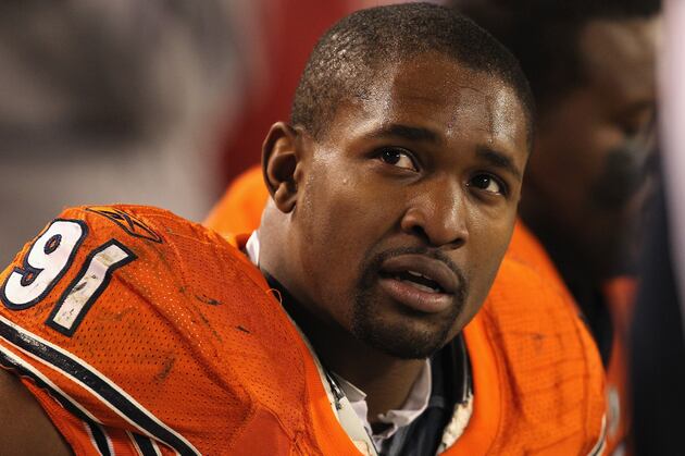 Amobi Okoye Back with Bears