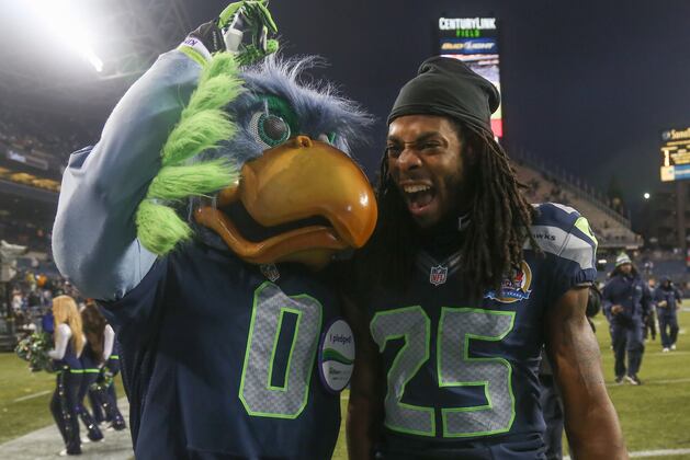 Fortunately for Seahawks, PSY's Crowd Could Top the Bills