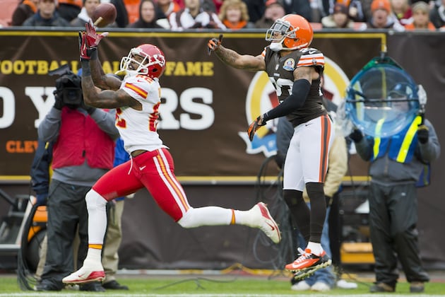 Bowe's Injury Costly to Chiefs but Provides Opportunities