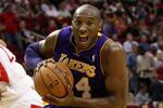 Kobe Has 'Very Helpful' Talk with Magic Johnson