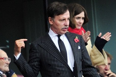 Kroenke Criticised by Ex Director