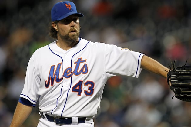 Mets in Serious Talks to Trade R.A. Dickey to Toronto