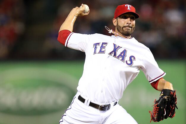 Report: Phillies Add Reliever Mike Adams