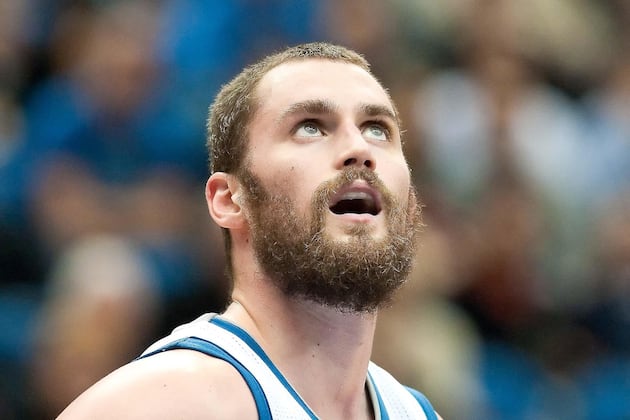 Kevin Love a Late Scratch vs. Mavs Due to Flu-Like Symtoms