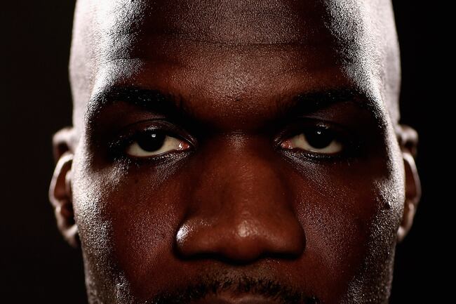 Anthony sees you, and he sees the rim.
