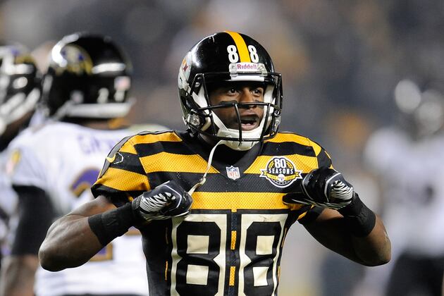 Lewis, Sanders Join Crowded Injury List